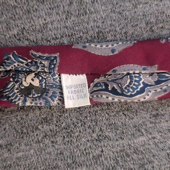 Vintage Disney Silk Tie, Red/Blue Paisley Pattern with Mickey Mouse - Picture 4 of 4